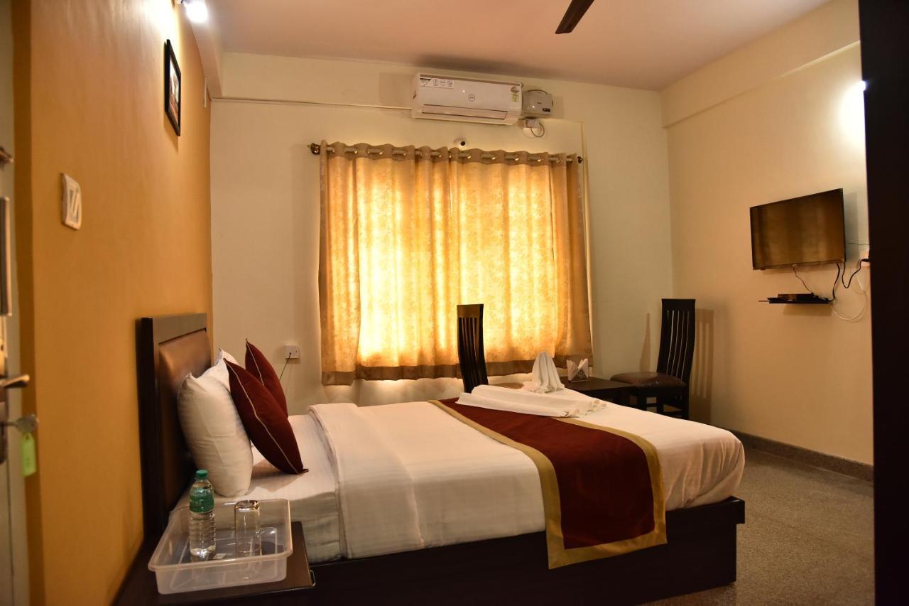 The Banjaara Suites Bangalore Exterior foto